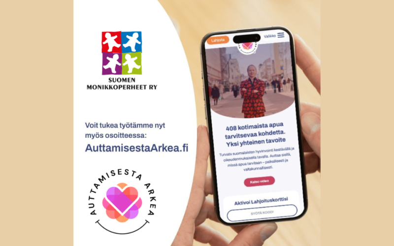 Auttamisesta arkea ja Suomen Monikkoperheet ry logot ja teksti voit tukea työtämme nyt myös osoitteessa AuttamisestaArkea.fi